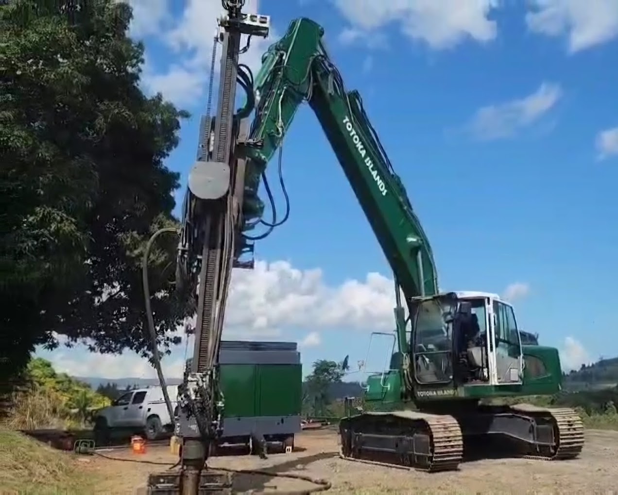 LIEBHERR 26t Excavator